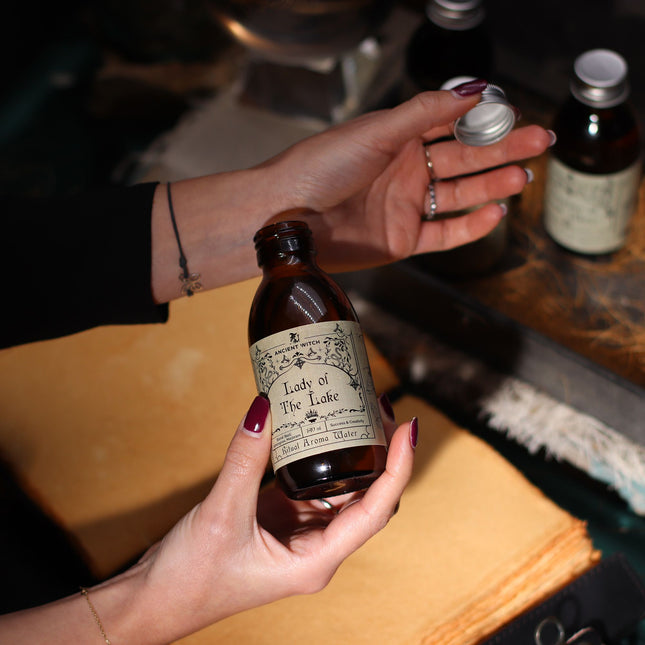 Lady of the Lake Ritual Water – Spiritual Cleansing & Inspiration 140ml