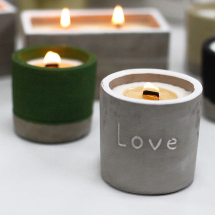 Medium Concrete Sojakaars – Liefde – Paarse Vijg & Cassis