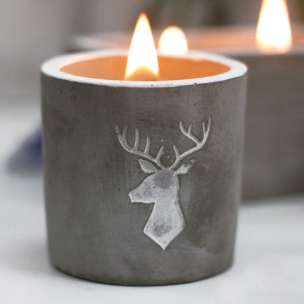 Concrete Soy Candle with Wooden Wick – Whiskey & Woodsmoke (Stag Head)